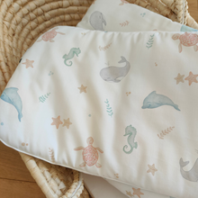 Carica l'immagine nel visualizzatore di Gallery, TRAPUNTA CON CUSCINO - MARE DI COCCOLE