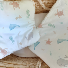 Carica l'immagine nel visualizzatore di Gallery, TRAPUNTA CON CUSCINO - MARE DI COCCOLE