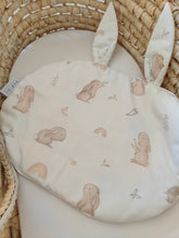 Carica l'immagine nel visualizzatore di Gallery, CUSCINO CON LE ORECCHIE - CONIGLIETTI