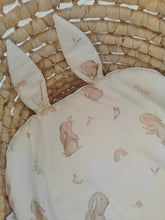 Carica l'immagine nel visualizzatore di Gallery, CUSCINO CON LE ORECCHIE - CONIGLIETTI