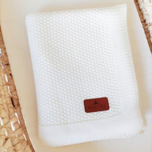 Carica l'immagine nel visualizzatore di Gallery, COPERTA A MAGLIA IN BAMBOO 100% - 80x100