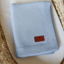 Carica l'immagine nel visualizzatore di Gallery, COPERTA A MAGLIA IN BAMBOO 100% - 80x100