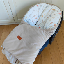 Load image into Gallery viewer, SLEEPING SACK FOR EGG - BEIGE &amp; WILDFLOWERS
