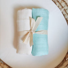 Load image into Gallery viewer, 100% BAMBOO MUSLINS - DUO PACK - 75x75 - WATER GREEN &amp; ECRU - RESERVED ITEM MATTEO BIRTH LIST

